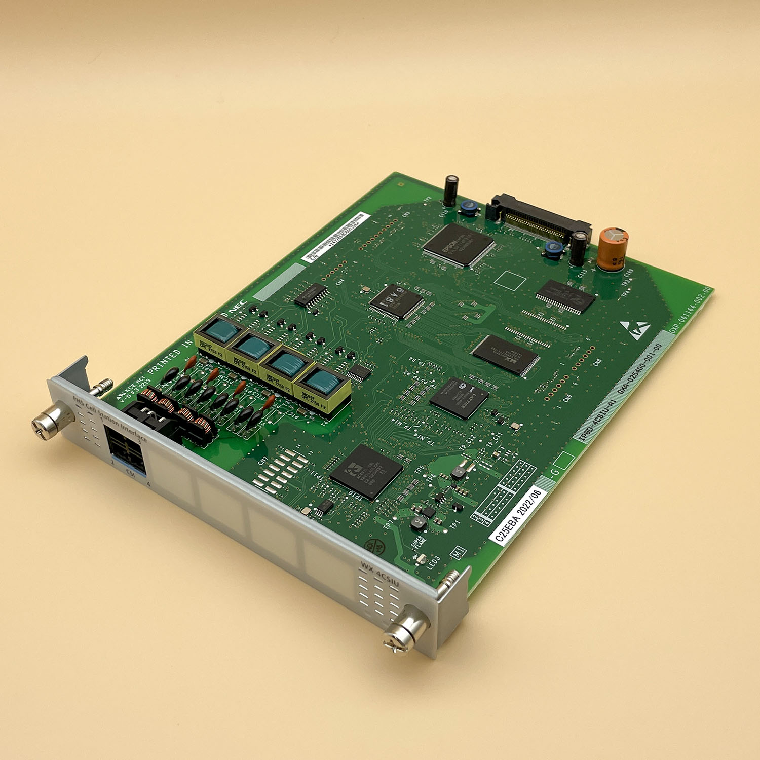 NEC　IP8D-4CSIU-A1　デジタルコードレスアンテナユニット